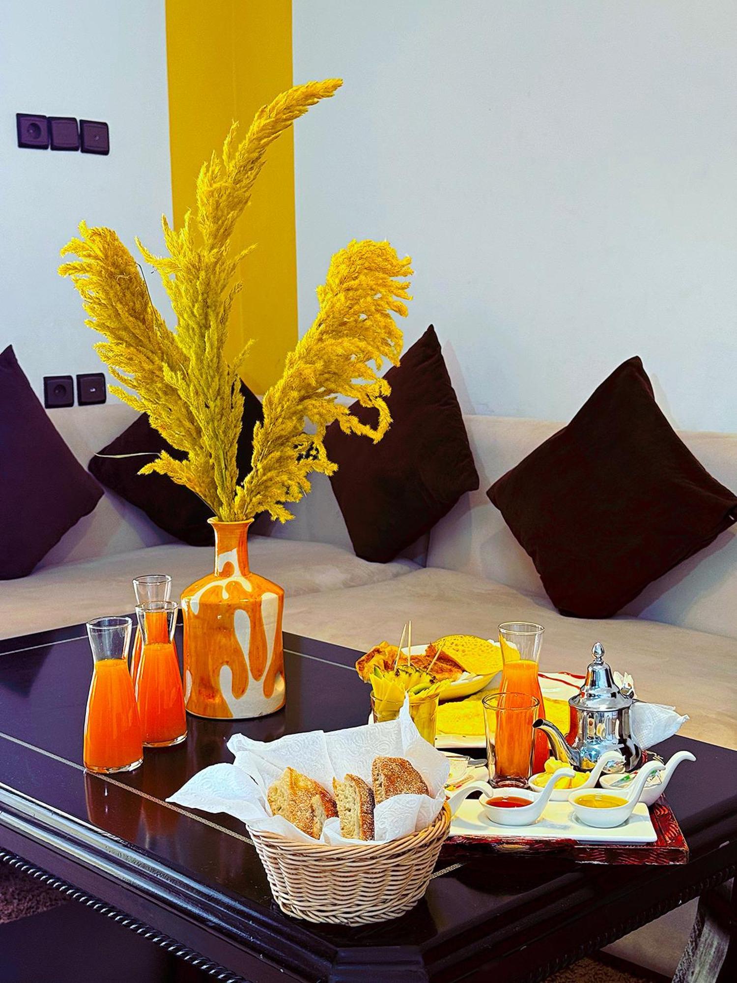 Chay - Appartements A Warzazát Exteriér fotografie